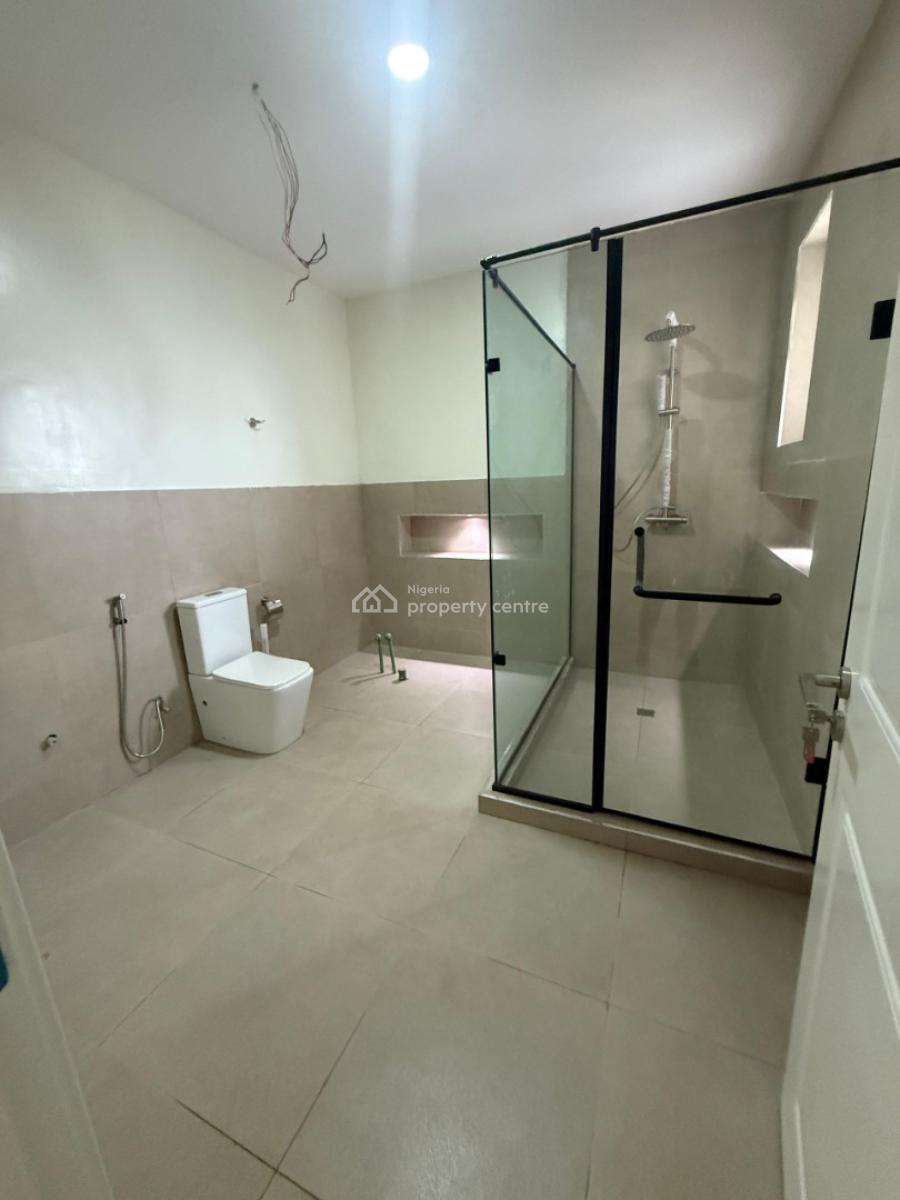 Spacious Massive Luxury 4 Bedroom Semi Detached, Foreshore Estate, Lekki Phase 1, Lekki, Lagos, Semi-detached Duplex for Sale