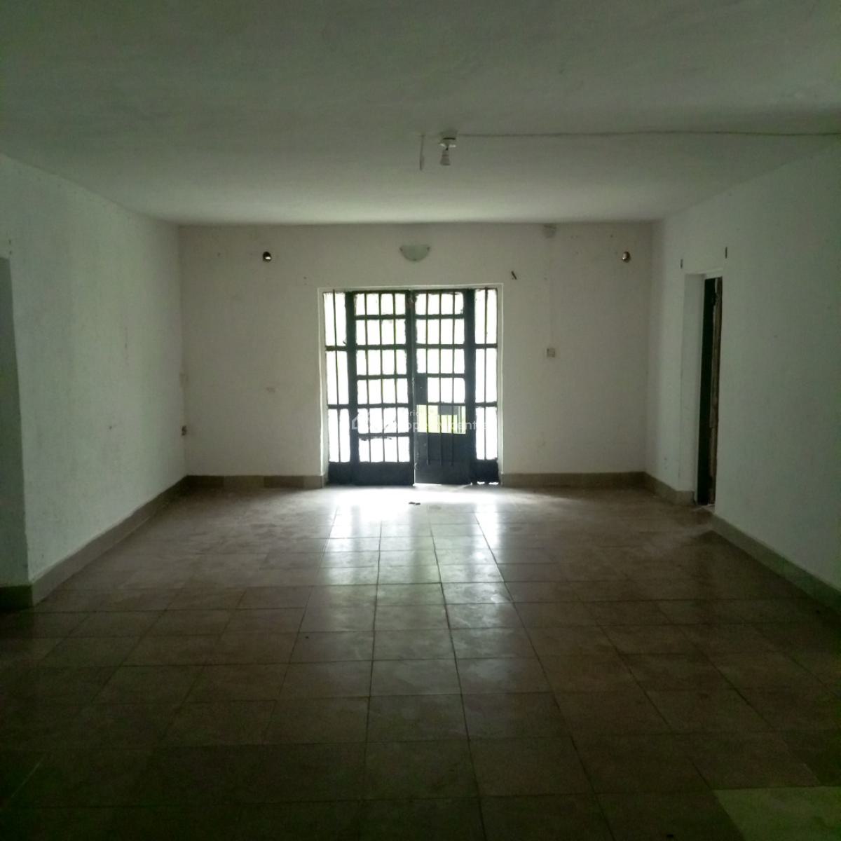 Spacious 3 Bedroom Flat, Off Adetola Street, Aguda, Surulere, Lagos, Flat / Apartment for Rent