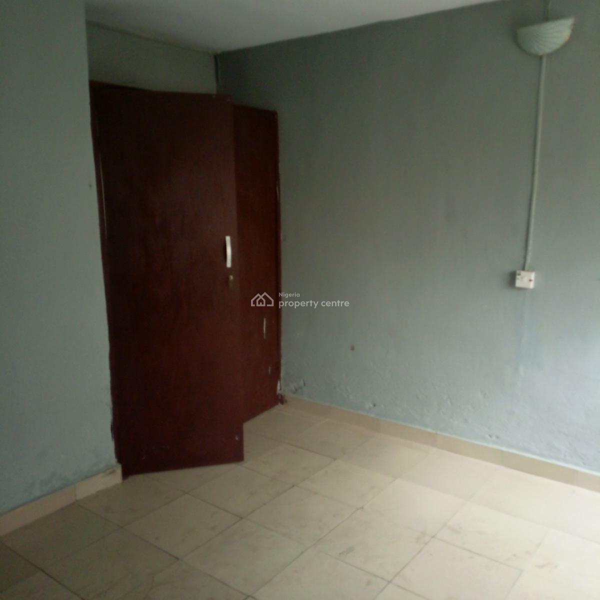 Spacious 3 Bedroom Flat, Off Adetola Street, Aguda, Surulere, Lagos, Flat / Apartment for Rent