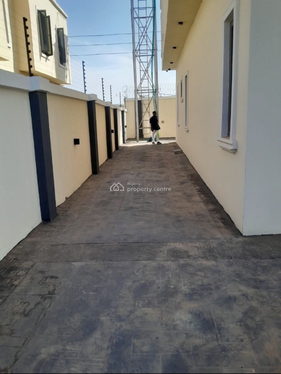 5 Bedroom Semi-detached Duplex, Wumba District By Christland School, Apo, Abuja, Semi-detached Duplex for Sale