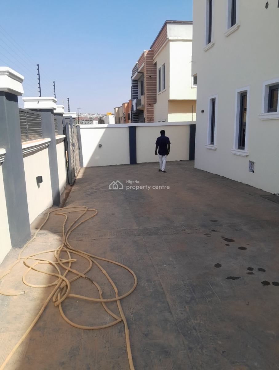 5 Bedroom Semi-detached Duplex, Wumba District By Christland School, Apo, Abuja, Semi-detached Duplex for Sale