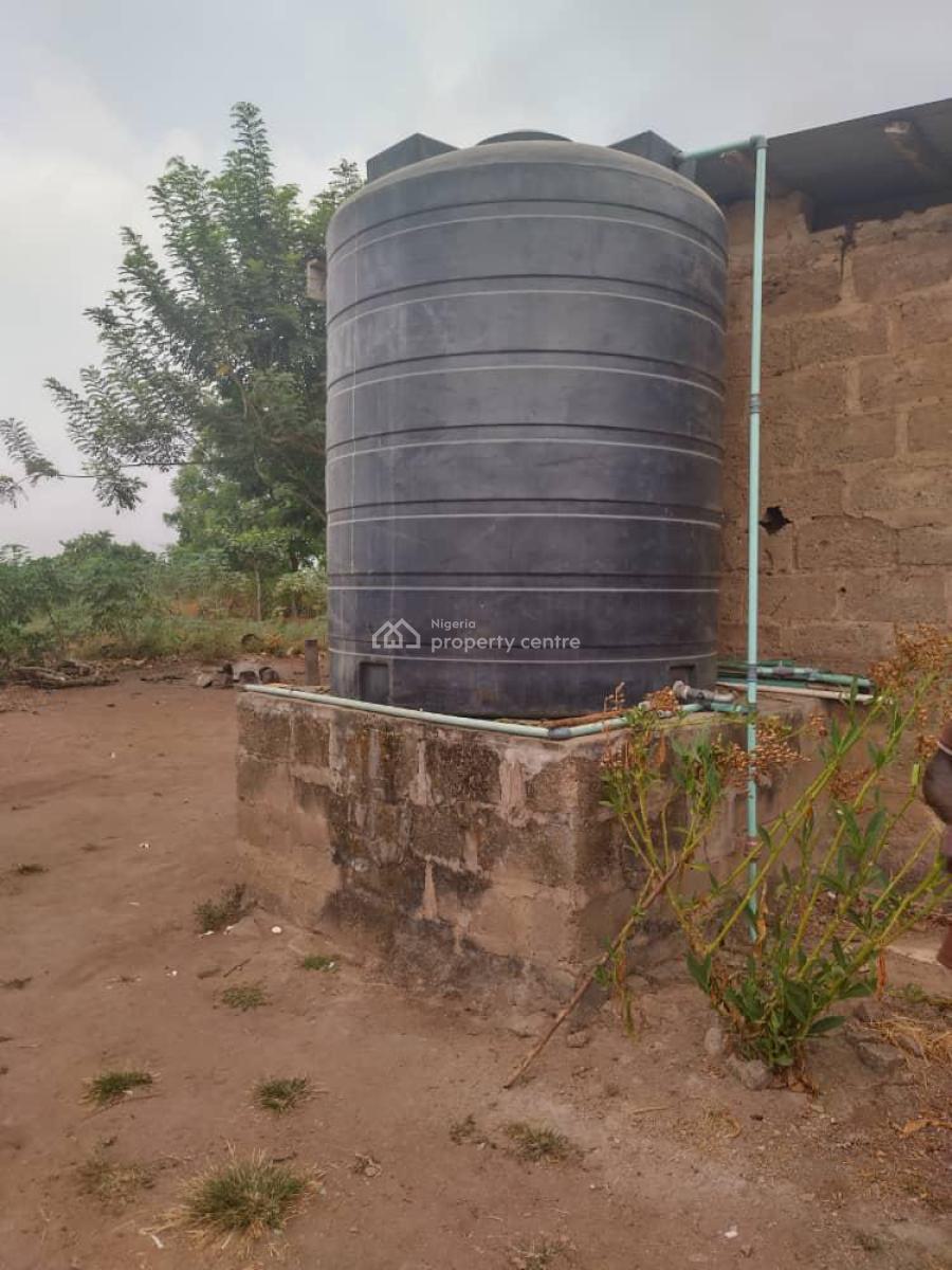 30 Acres Farmland with C of, Ido Eruwa Road, Ibadan, Oyo, Mixed-use Land for Sale