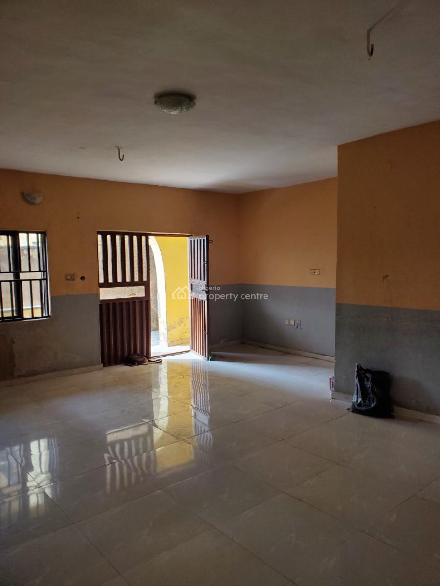 Very Big and Large 3 Bedroom Flat, Olusola Ade Street, Ijegun, Ikotun, Lagos, Flat / Apartment for Rent