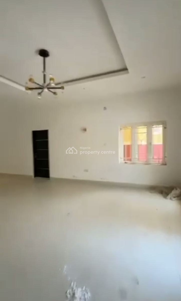 a Standard 2-bedroom Flat, Guzape District, Abuja, Flat / Apartment for Rent