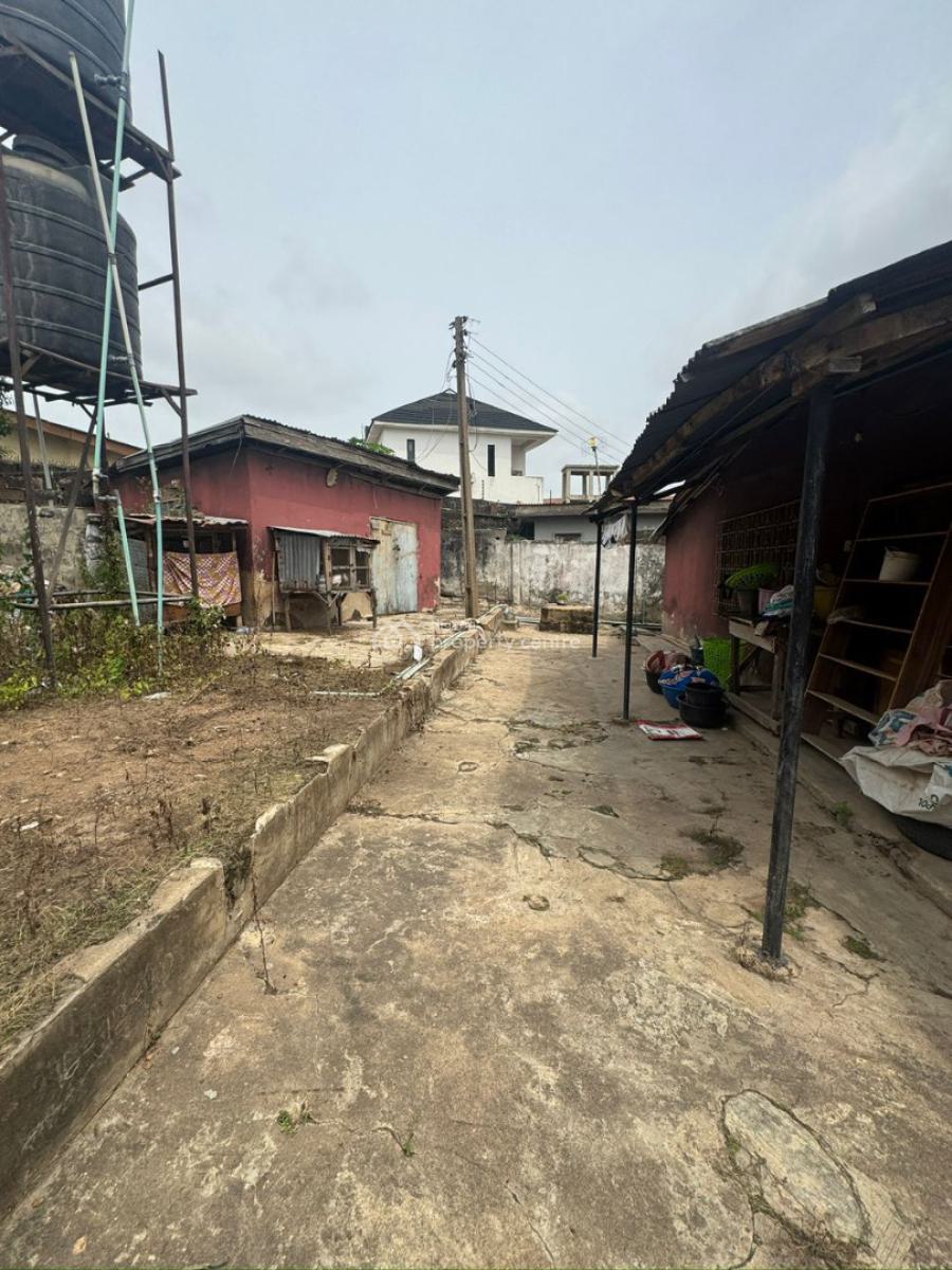 Old Bungalow Structure on 640sqm of Land, Adeyi Avenue, Old Bodija, Ibadan, Oyo, Residential Land for Sale