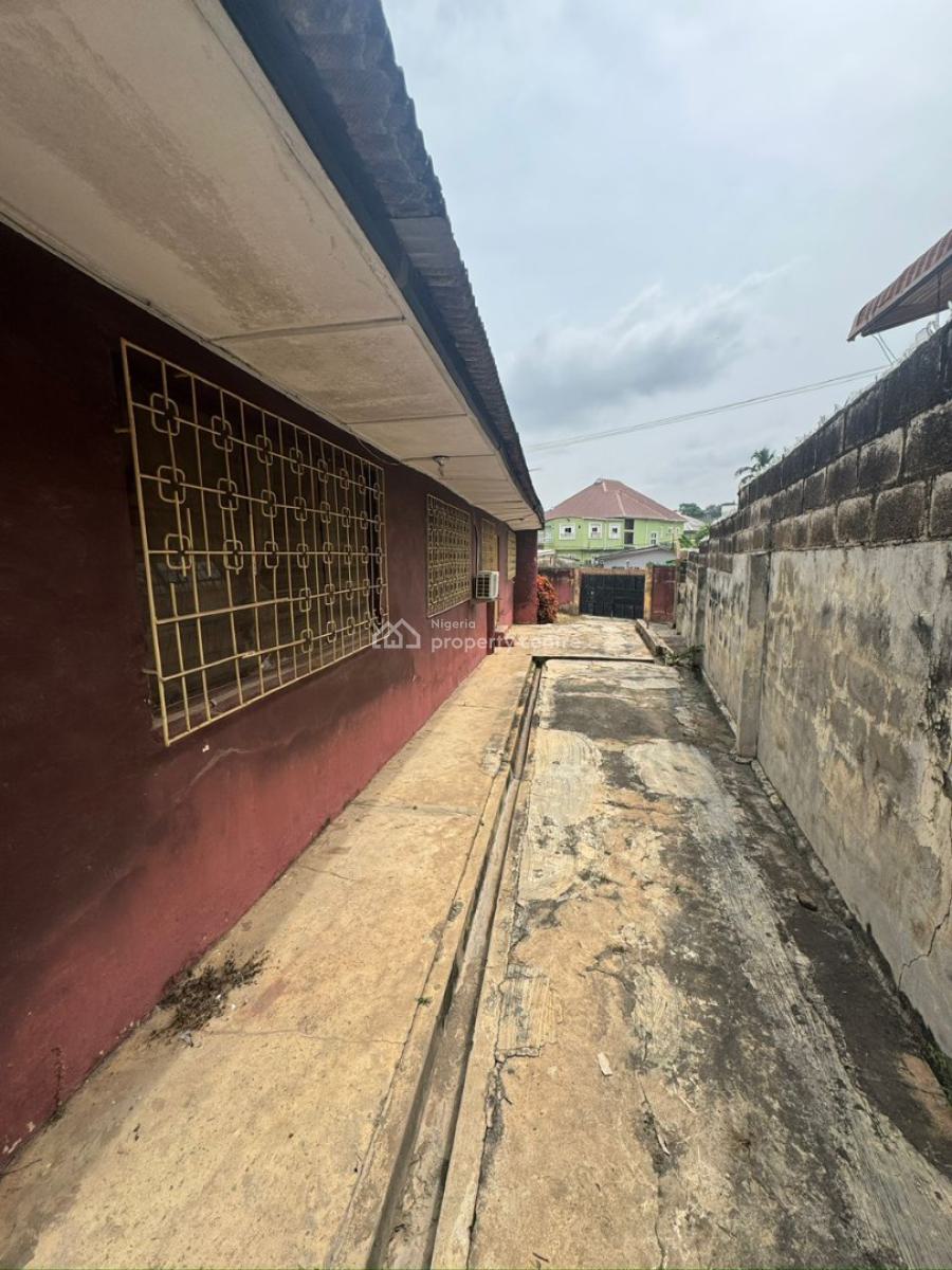 Old Bungalow Structure on 640sqm of Land, Adeyi Avenue, Old Bodija, Ibadan, Oyo, Residential Land for Sale