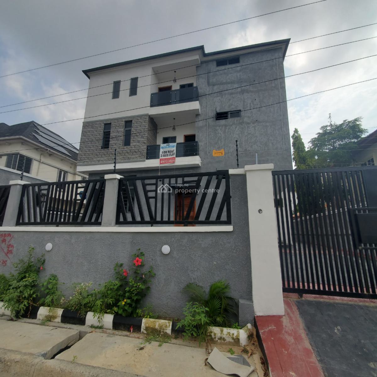 Beautiful  3 Bedroom Apartment  Within a Serene Environment, Osapa, Lekki, Lagos, Flat / Apartment for Rent