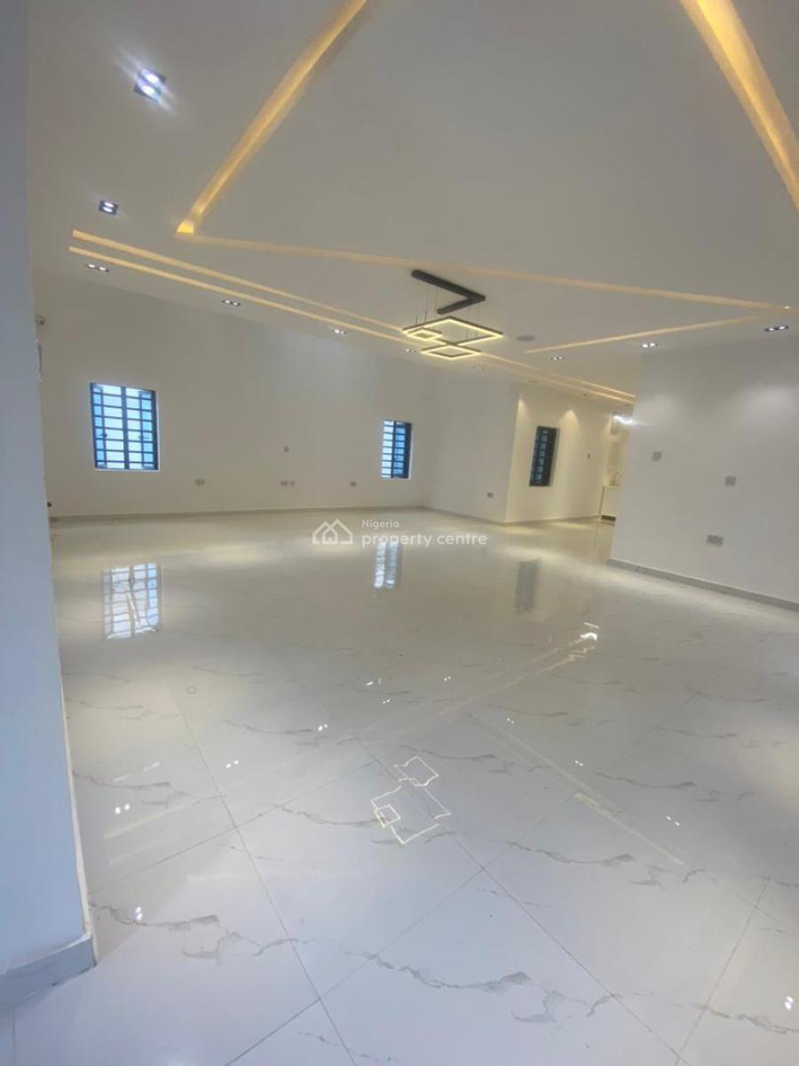 5 Bedroom Duplex with Penthouse, Ajimobi Street Oluyole Estate, Ibadan, Oyo, Detached Duplex for Sale