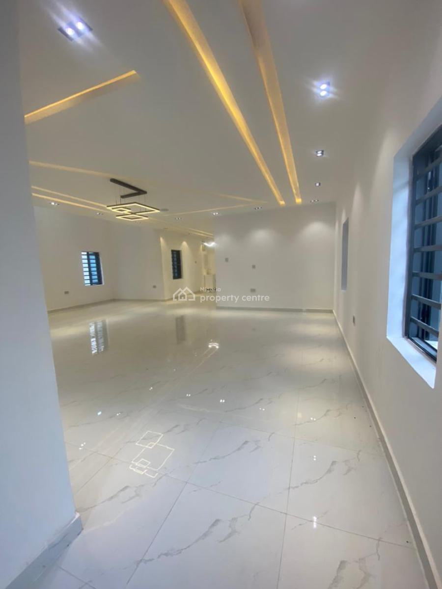 5 Bedroom Duplex with Penthouse, Ajimobi Street Oluyole Estate, Ibadan, Oyo, Detached Duplex for Sale