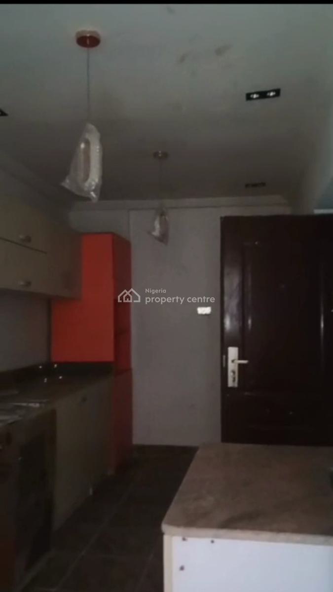 3-bedroom Apartment Alrooms Ensuit with Visitors Toilet., Off Herbert Macaulay, Yaba, Lagos, Flat / Apartment for Sale