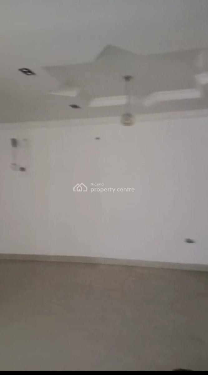 3-bedroom Apartment Alrooms Ensuit with Visitors Toilet., Off Herbert Macaulay, Yaba, Lagos, Flat / Apartment for Sale