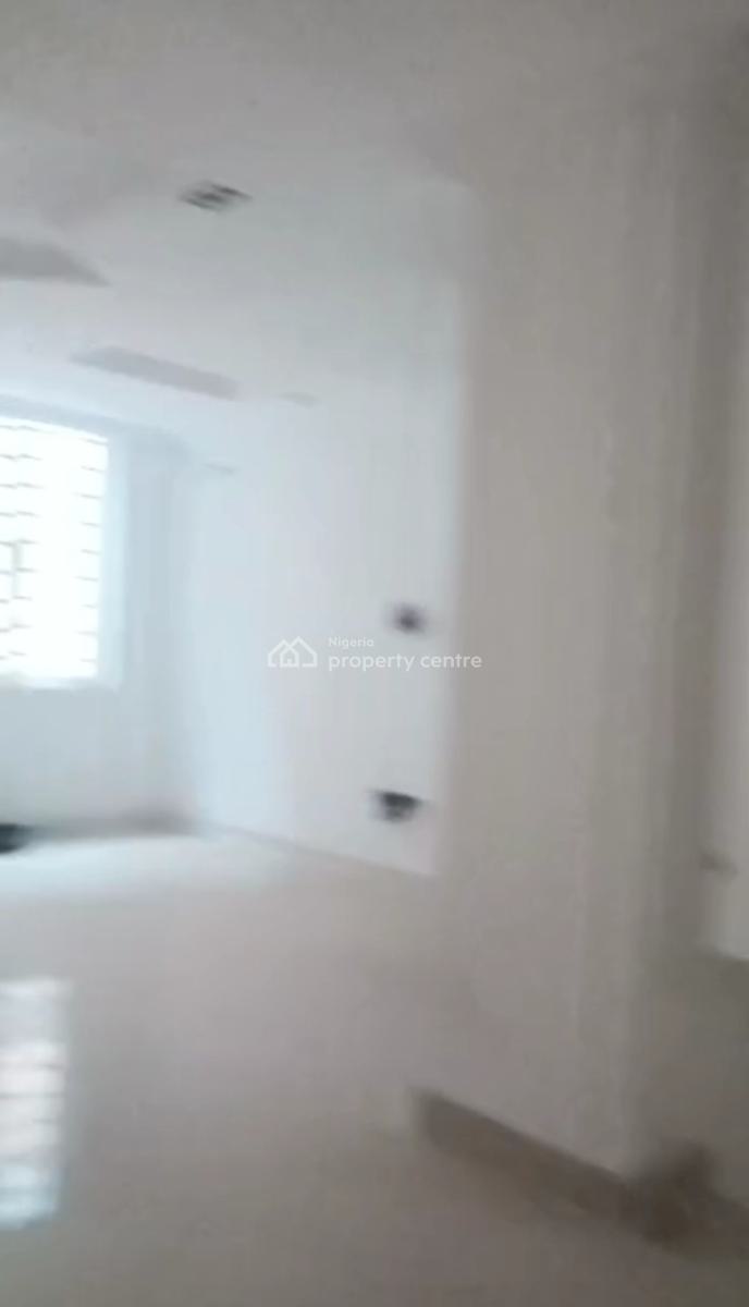 3-bedroom Apartment Alrooms Ensuit with Visitors Toilet., Off Herbert Macaulay, Yaba, Lagos, Flat / Apartment for Sale