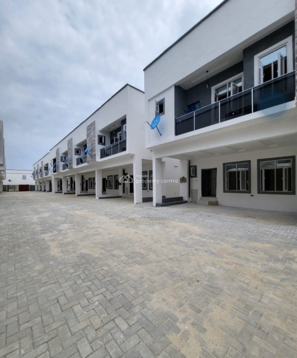 3 Bedrooms Terrace Duplex in a Serviced Estate, Orchid Road, Lekki, Lagos, Terraced Duplex for Sale