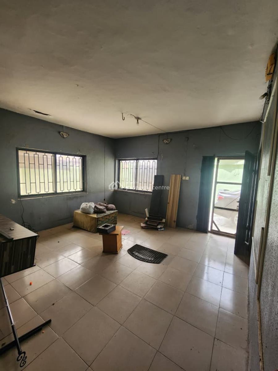 Decent 2 Bedrooms Flat (ground Floor), Off Aborishade Lawanson, Surulere, Lagos, House for Rent