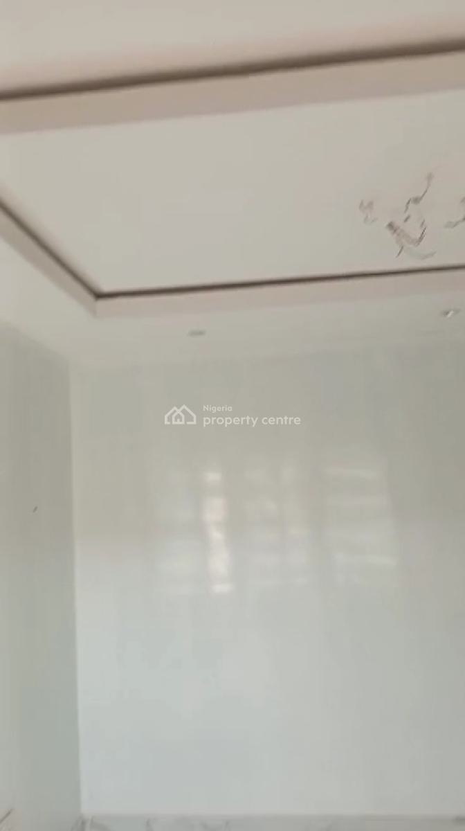 Well Maintained 2 Bedroom Flat, Newroad Gbetu, Awoyaya, Ibeju Lekki, Lagos, Flat / Apartment for Rent