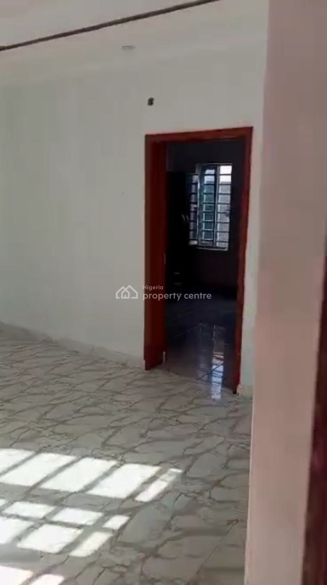 Well Maintained 2 Bedroom Flat, Newroad Gbetu, Awoyaya, Ibeju Lekki, Lagos, Flat / Apartment for Rent