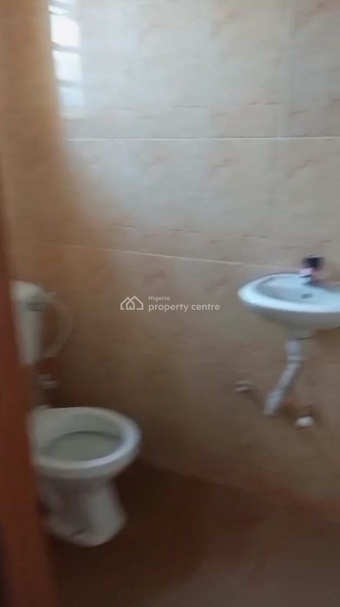 Well Maintained 2 Bedroom Flat, Newroad Gbetu, Awoyaya, Ibeju Lekki, Lagos, Flat / Apartment for Rent