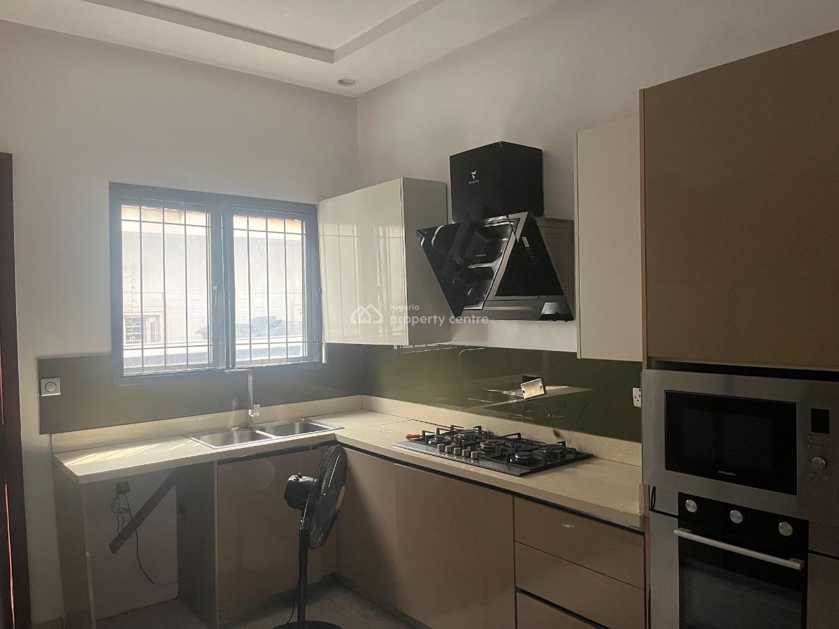 Relatively New 4 Bedrooms Terrace Duplex with a Bq, Ikate Elegushi, Lekki, Lagos, Terraced Duplex for Rent