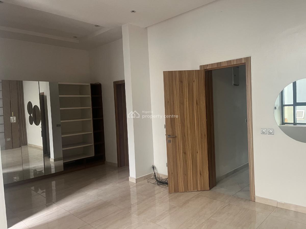 Relatively New 4 Bedrooms Terrace Duplex with a Bq, Ikate Elegushi, Lekki, Lagos, Terraced Duplex for Rent