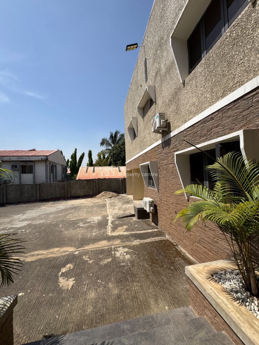 Neatly Renovated 5-bedroom Detached Duplex with a Bq, Maitama District, Abuja, Detached Duplex for Rent
