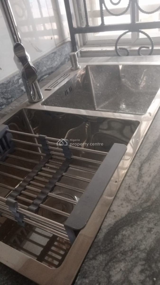 Luxurious 2 Bedroom Flat with 3 Toilets, Arewa, Asese, Ibafo, Ogun, Flat / Apartment for Rent