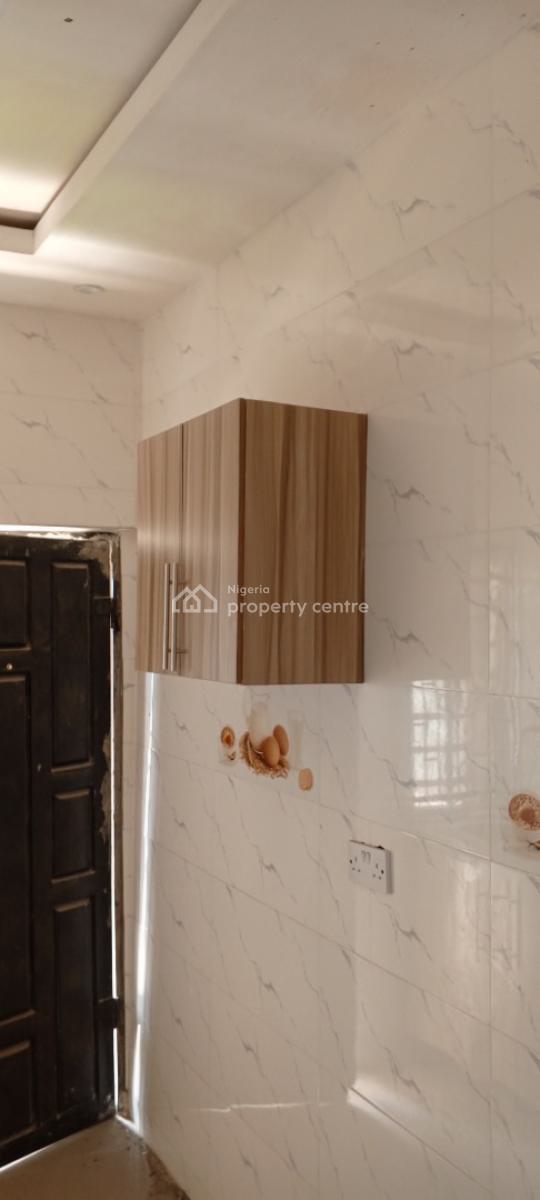 Luxurious 2 Bedrooms Flat with 3 Toilets, Arewa, Asese, Ibafo, Ogun, Flat / Apartment for Rent