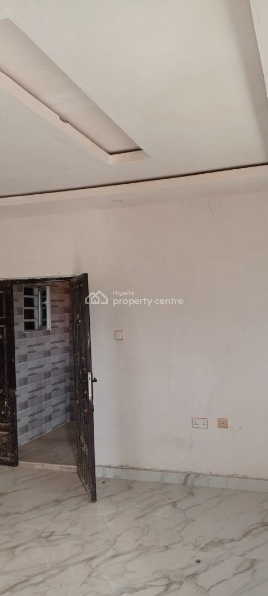 Luxurious 2 Bedrooms Flat with 3 Toilets, Arewa, Asese, Ibafo, Ogun, Flat / Apartment for Rent