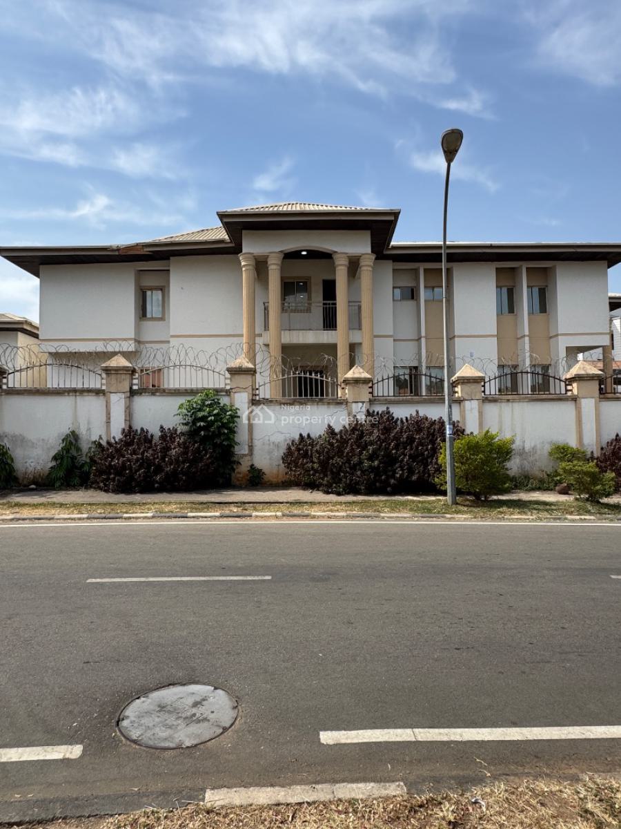 6-bedroom Fully Detached Duplex with 2 Room Bq ., Maitama District, Abuja, Detached Duplex for Rent