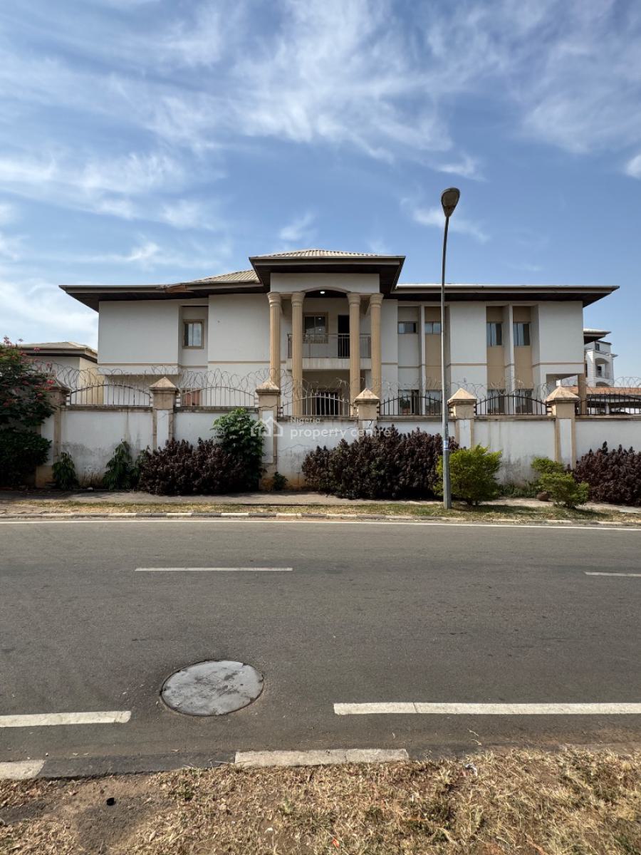 6-bedroom Fully Detached Duplex with 2 Room Bq ., Maitama District, Abuja, Detached Duplex for Rent