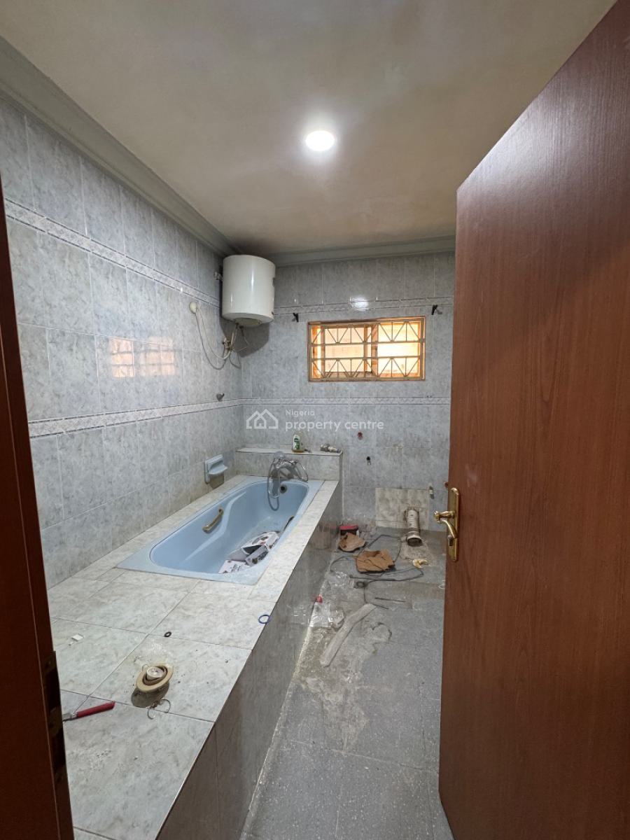 6-bedroom Fully Detached Duplex with 2 Room Bq ., Maitama District, Abuja, Detached Duplex for Rent