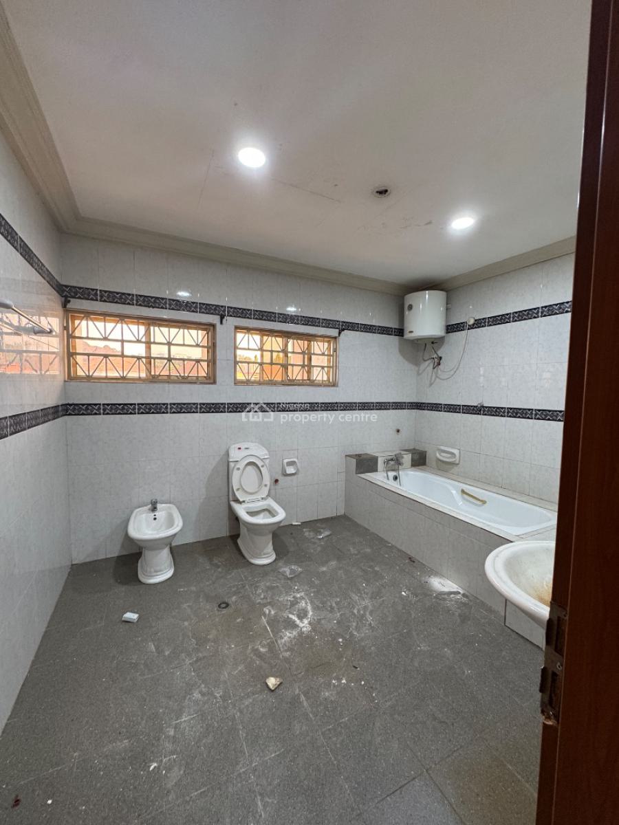 6-bedroom Fully Detached Duplex with 2 Room Bq ., Maitama District, Abuja, Detached Duplex for Rent