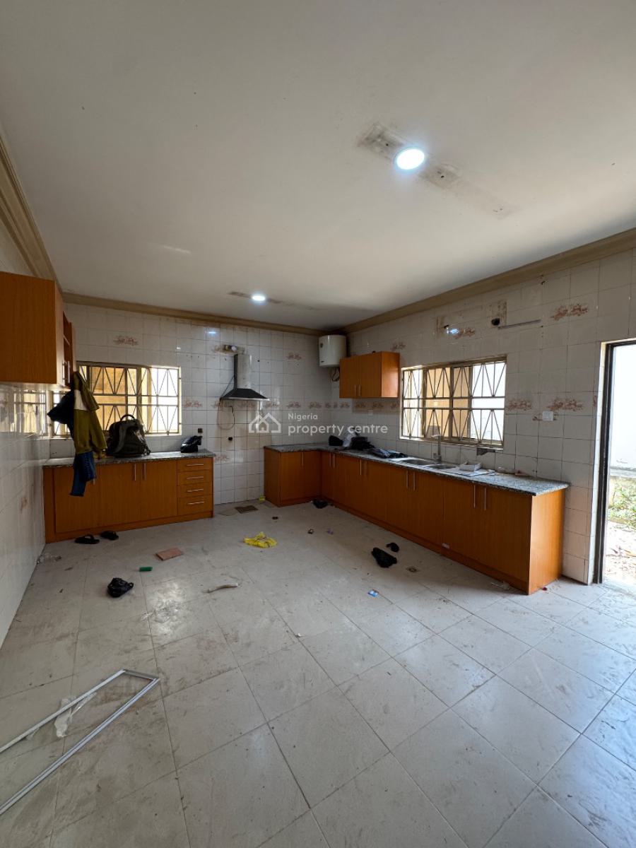 6-bedroom Fully Detached Duplex with 2 Room Bq ., Maitama District, Abuja, Detached Duplex for Rent