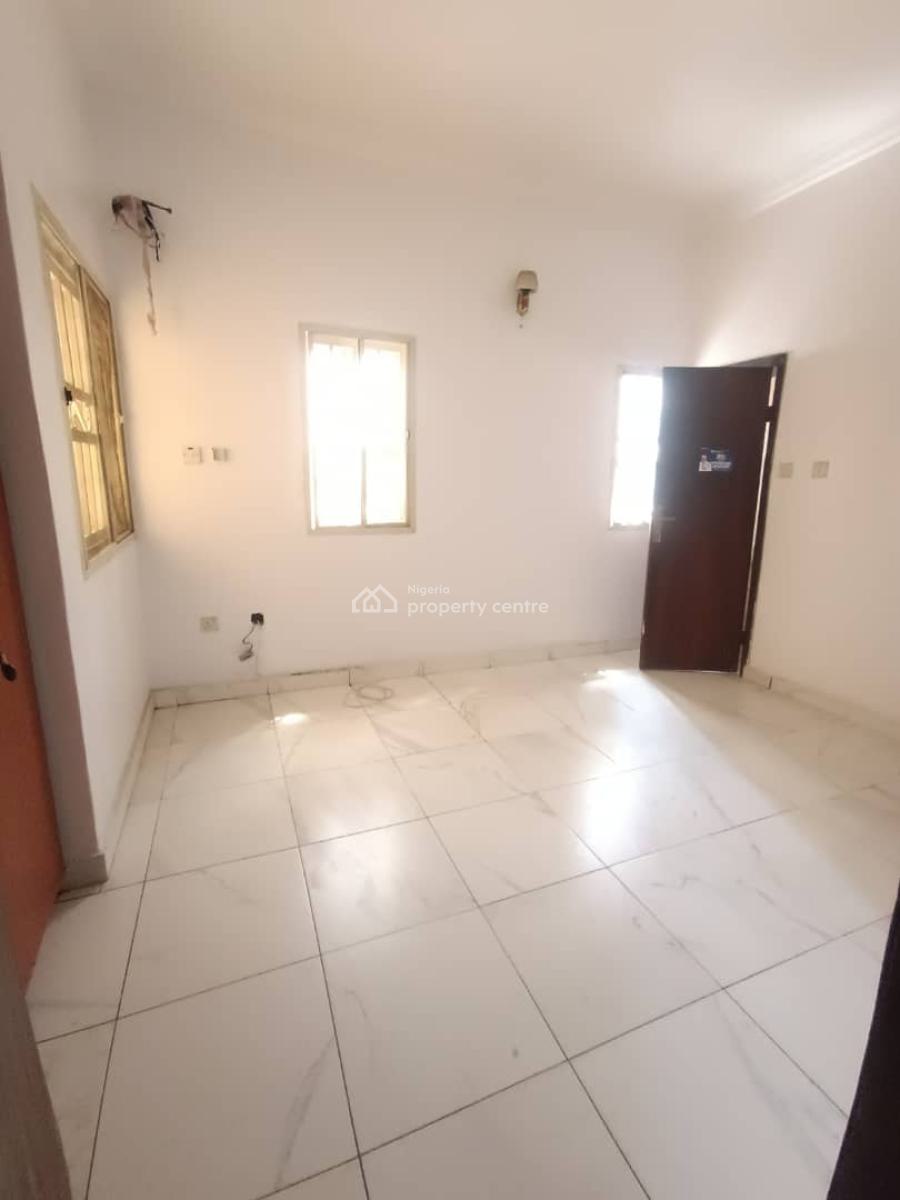 Renovated 3-bedroom Flat with Bq, Sangotedo, Ajah, Lagos, Flat / Apartment for Rent
