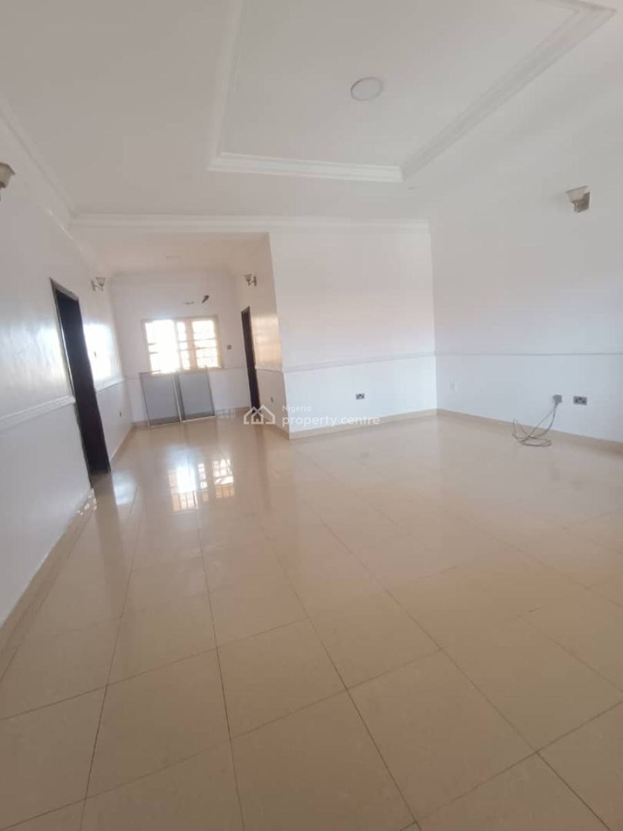 Renovated 3-bedroom Flat with Bq, Sangotedo, Ajah, Lagos, Flat / Apartment for Rent