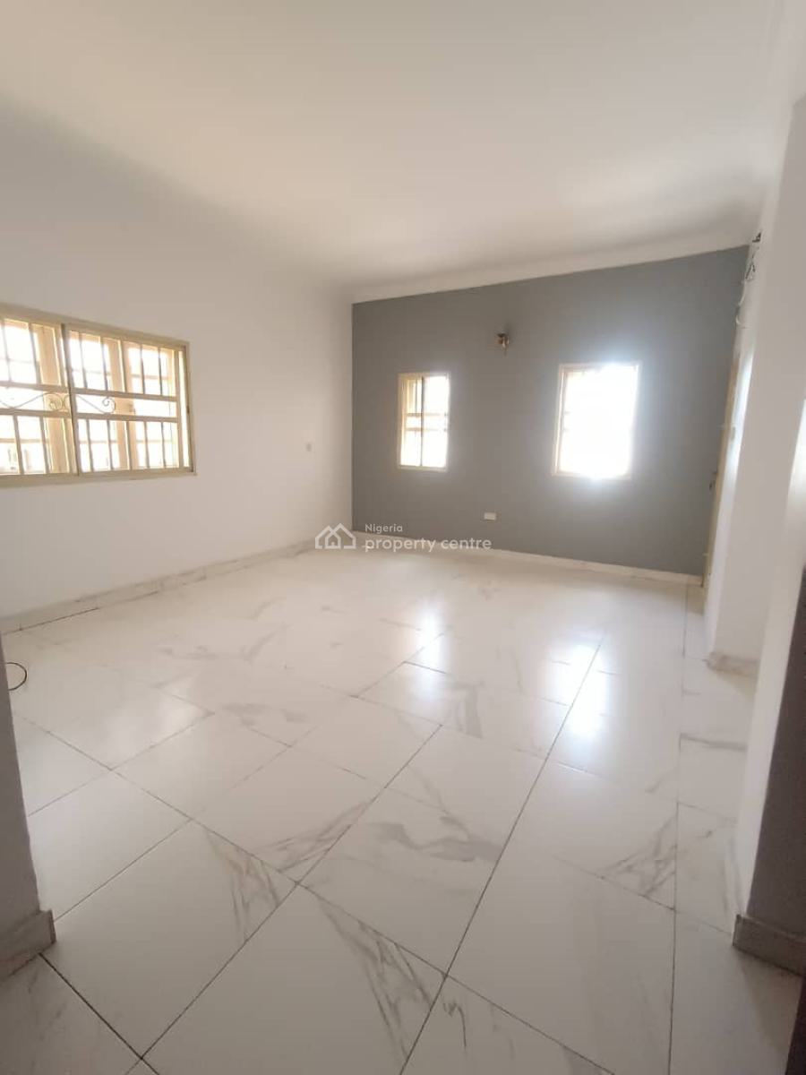 Renovated 3-bedroom Flat with Bq, Sangotedo, Ajah, Lagos, Flat / Apartment for Rent