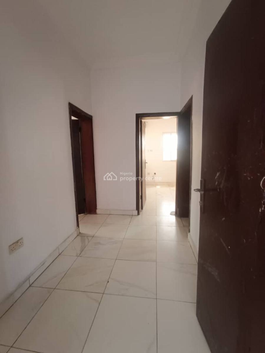 Renovated 3-bedroom Flat with Bq, Sangotedo, Ajah, Lagos, Flat / Apartment for Rent