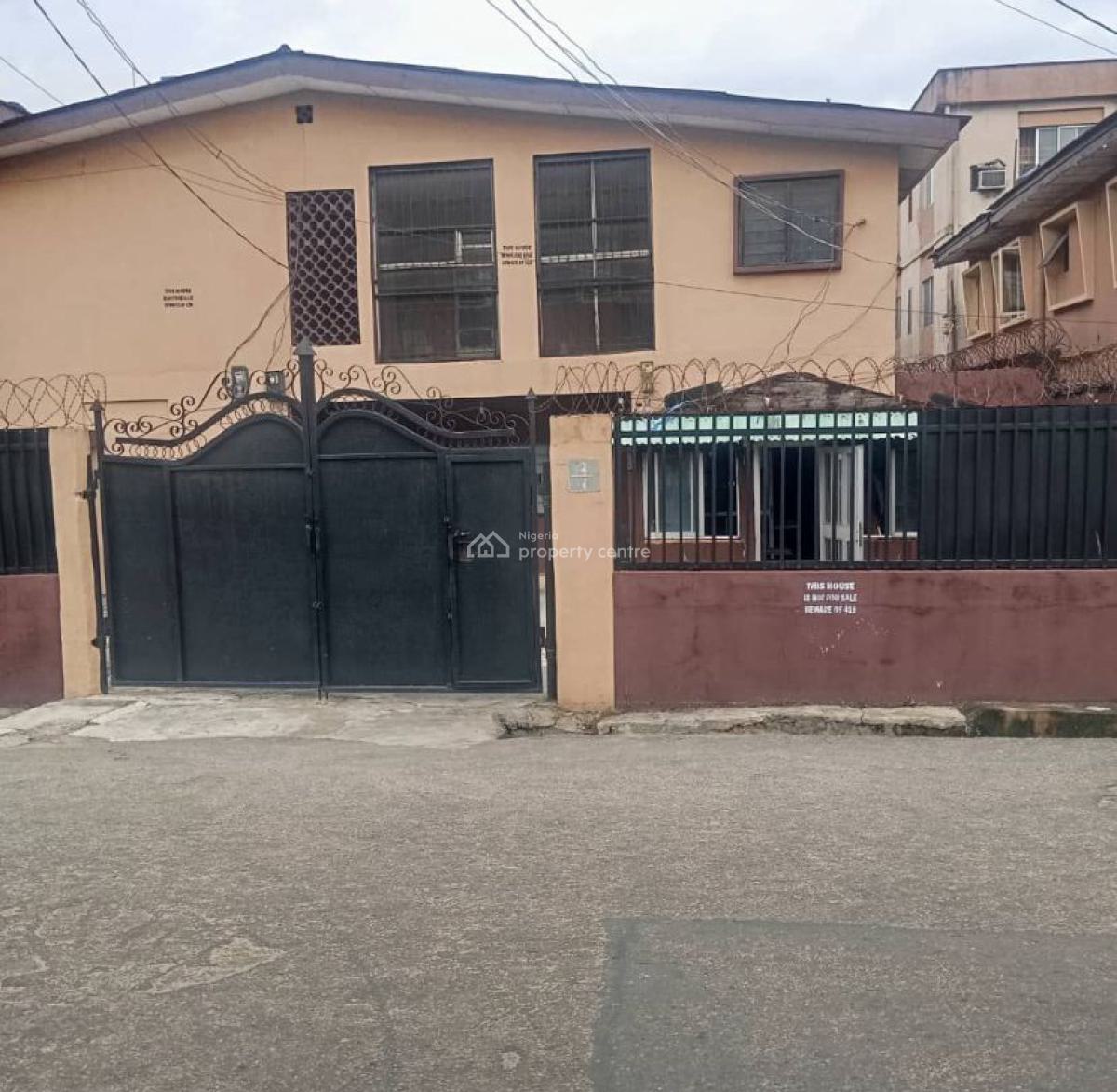 a Block of 4 Numbers of 3 Bedroom Flats, Surulere, Lagos, Block of Flats for Sale