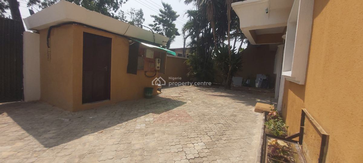 Newly Renovated 4 Bedrooms Duplex with Bq, Fatai Kudira Estate, Beside Dominos Pizza, Agungi, Lekki, Lagos, Semi-detached Duplex for Rent