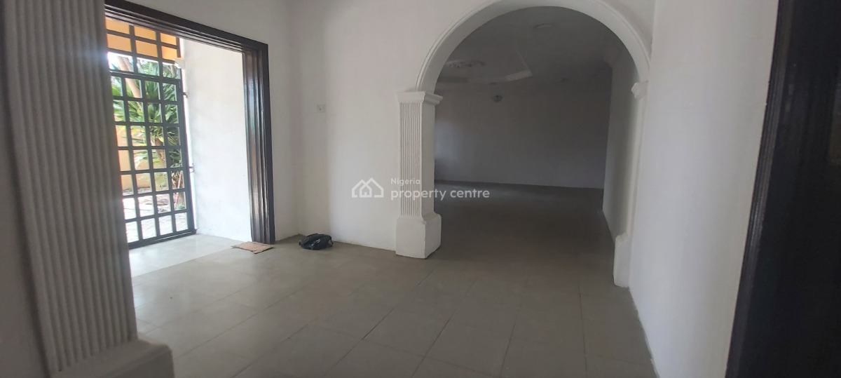 Newly Renovated 4 Bedrooms Duplex with Bq, Fatai Kudira Estate, Beside Dominos Pizza, Agungi, Lekki, Lagos, Semi-detached Duplex for Rent