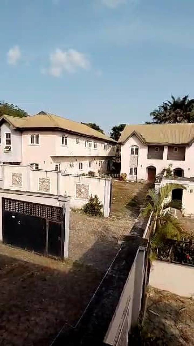 30 Units of Apartments on 400sqm, Jericho, Ibadan, Oyo, Hotel / Guest House for Sale