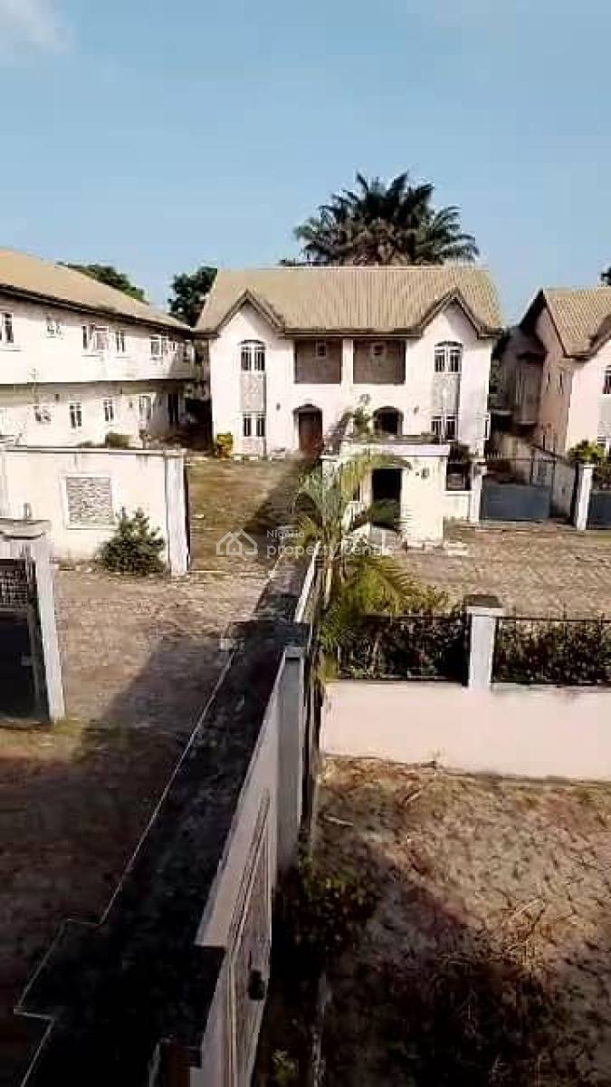 30 Units of Apartments on 400sqm, Jericho, Ibadan, Oyo, Hotel / Guest House for Sale