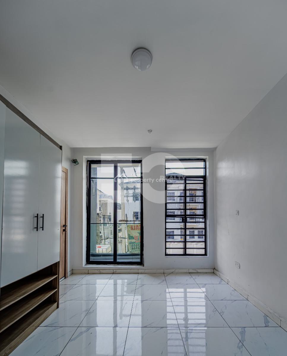 Newly Built Luxury 2-bedroom Apartment, Ilasan, Lekki, Lagos, Flat / Apartment for Sale