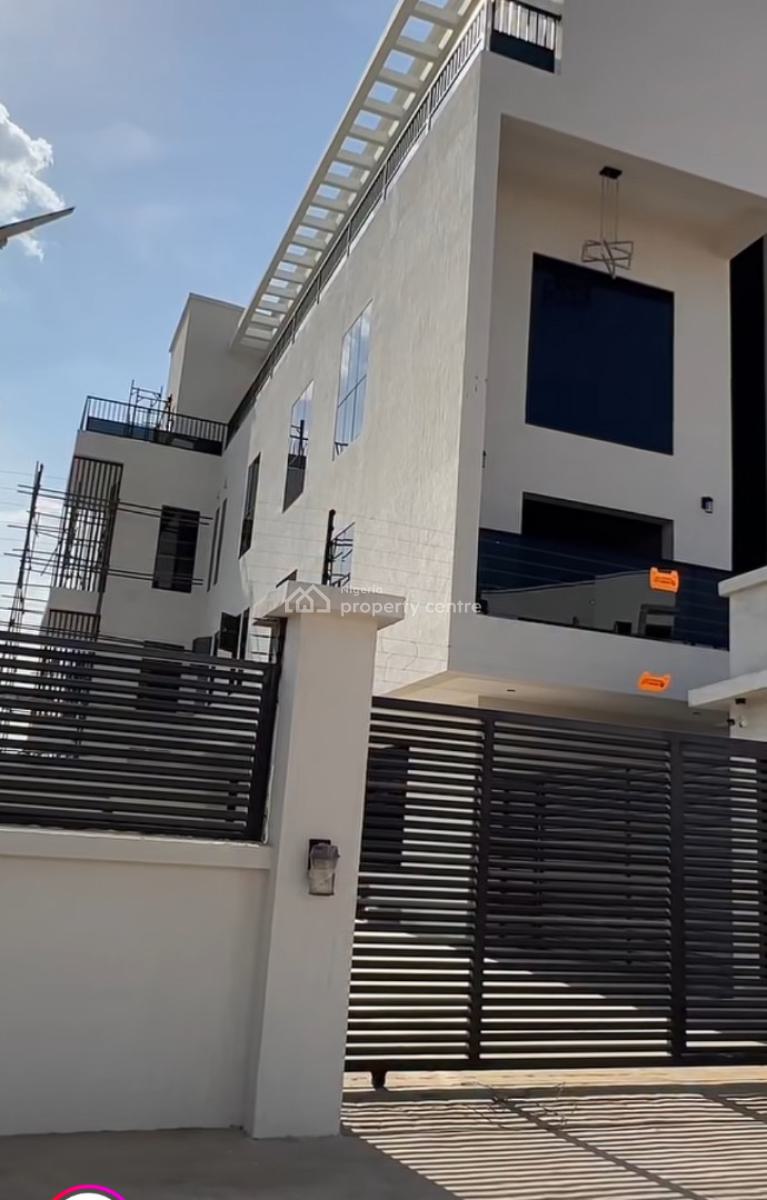 Smart and Furnished 3 Bedroom Apartment, Wuye, Abuja, Flat / Apartment for Sale