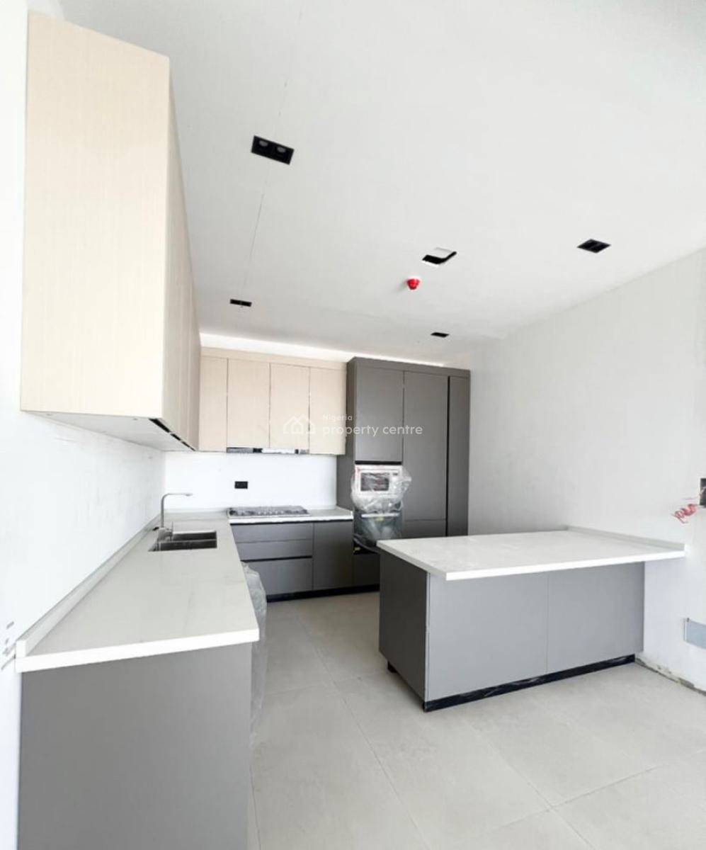 3 Bedroom Apartment with Rooftop, Lekki Phase 1, Lekki, Lagos, Flat / Apartment for Sale