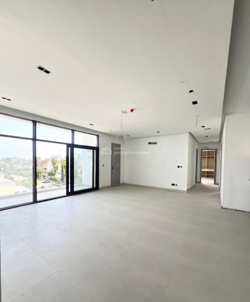 3 Bedroom Apartment with Rooftop, Lekki Phase 1, Lekki, Lagos, Flat / Apartment for Sale