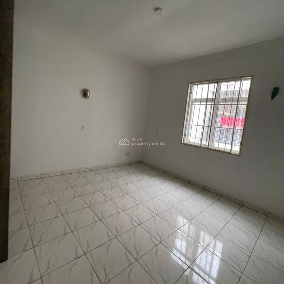 Standard 4-bedroom Terrace Duplex with Bq, Off 3rd Avenue, Gwarinpa, Abuja, Terraced Duplex for Rent