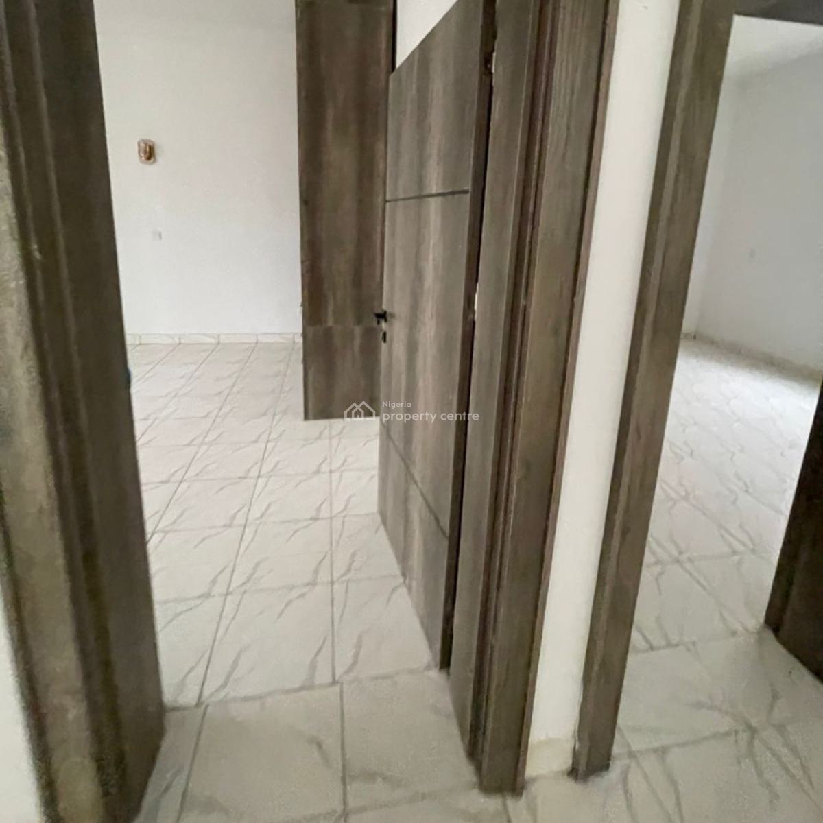 Standard 4-bedroom Terrace Duplex with Bq, Off 3rd Avenue, Gwarinpa, Abuja, Terraced Duplex for Rent