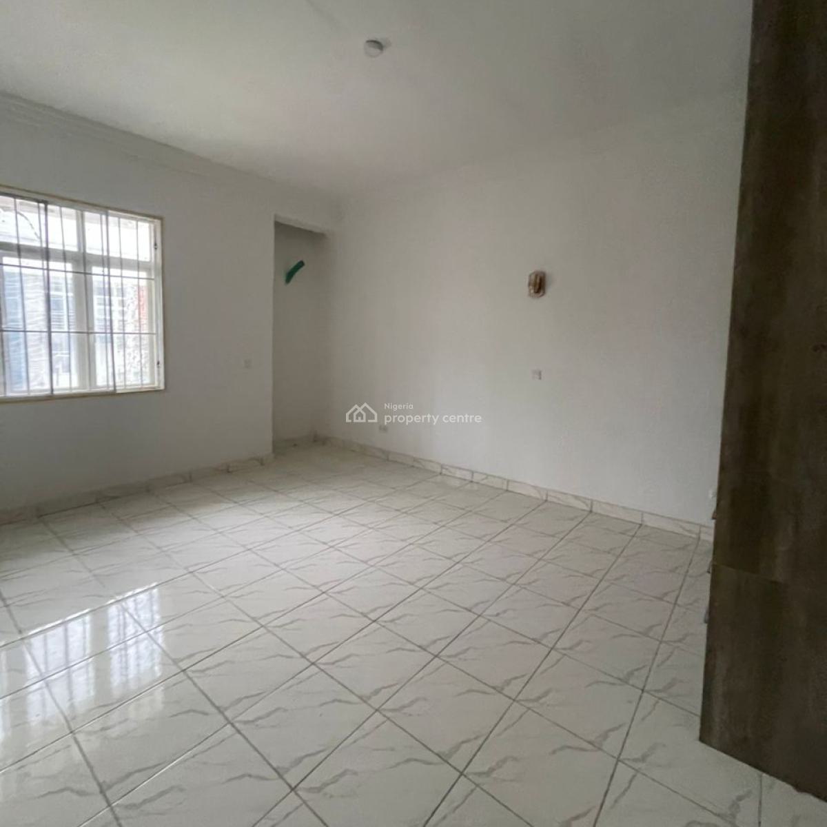 Standard 4-bedroom Terrace Duplex with Bq, Off 3rd Avenue, Gwarinpa, Abuja, Terraced Duplex for Rent