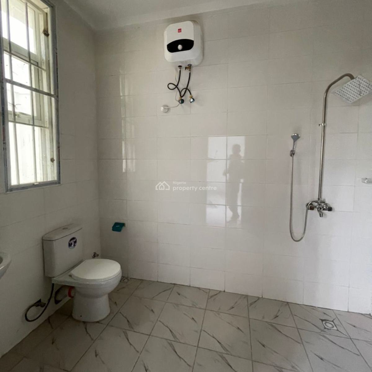 Standard 4-bedroom Terrace Duplex with Bq, Off 3rd Avenue, Gwarinpa, Abuja, Terraced Duplex for Rent