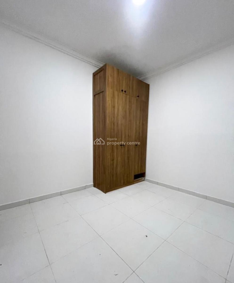 Luxury 3-bedroom Serviced Apartments, Osapa, Lekki, Lagos, Flat / Apartment for Sale